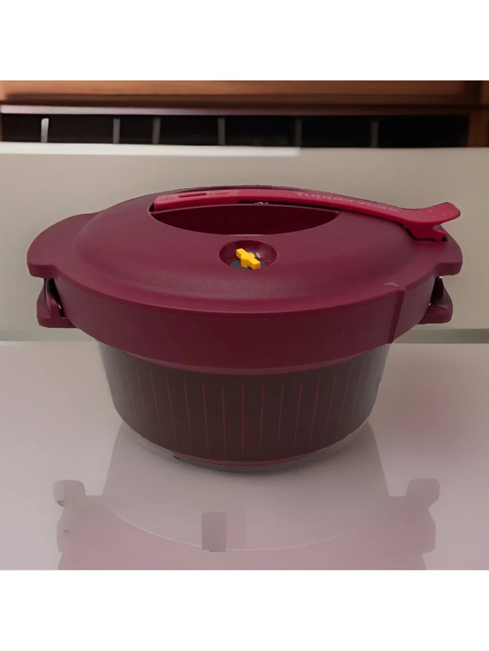 Tupperware Microwave Pressure Cooker 3L / 3QT Cranberry Red 7643A-1 BPA Free EUC